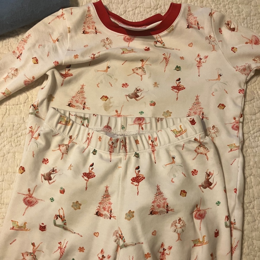Nutcracker Lake Pajamas (Size 7)